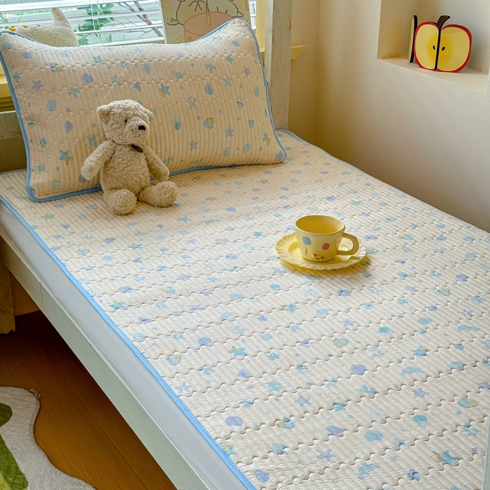 91家纺网 家纺一手货源 找家纺 金丝鸟家纺 2025新款全棉双层纱软床垫床褥床盖 海底世界 蓝