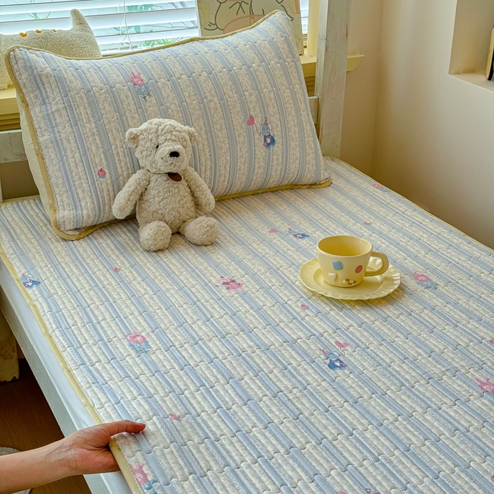 金丝鸟家纺 2025新款全棉双层纱软床垫床褥床盖 蓝色小象