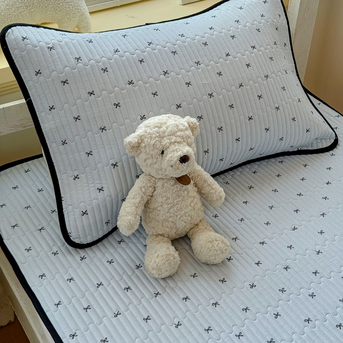 91家纺网 家纺一手货源 找家纺 金丝鸟家纺 2025新款全棉双层纱软床垫床褥床盖 米韵结香