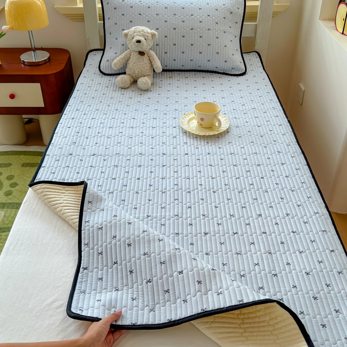 91家纺网 家纺一手货源 找家纺 金丝鸟家纺 2025新款全棉双层纱软床垫床褥床盖 米韵结香