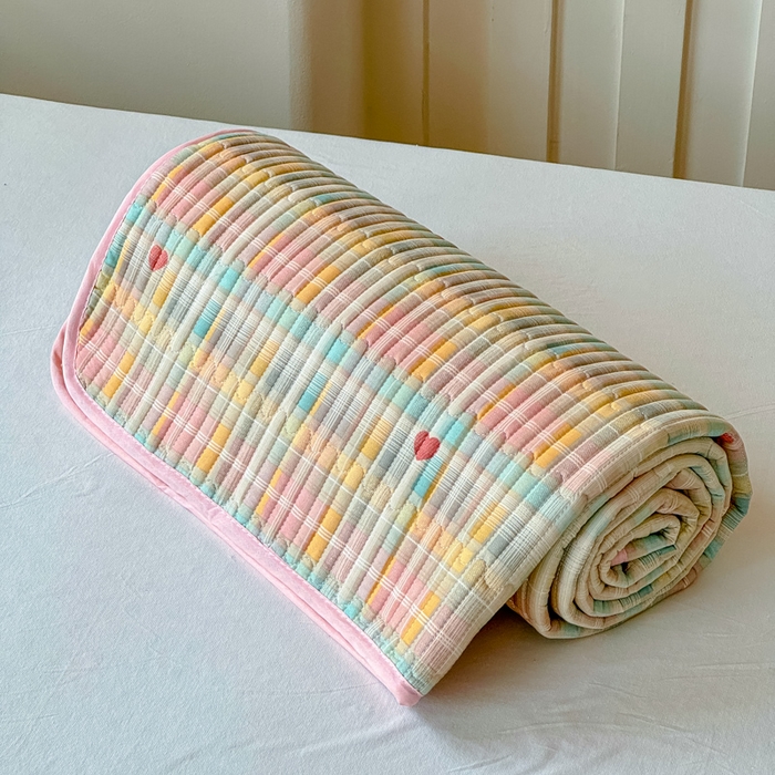 91家纺网 家纺一手货源 找家纺 金丝鸟家纺 2025新款全棉双层纱软床垫床褥床盖 七彩方格