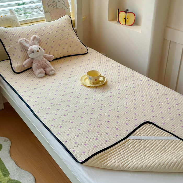 91家纺网 家纺一手货源 找家纺 金丝鸟家纺 2025新款全棉双层纱软床垫床褥床盖 珍珠见月-紫