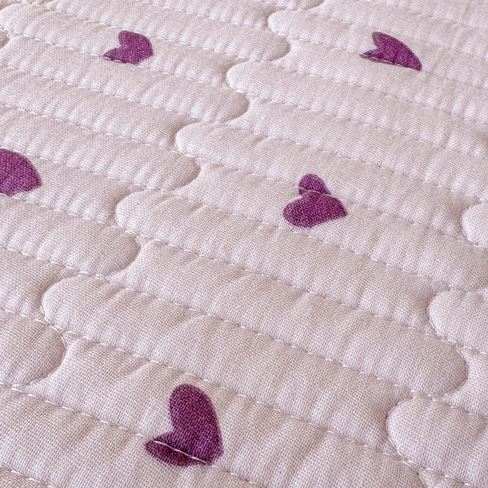 91家纺网 家纺一手货源 找家纺 金丝鸟家纺 2025新款全棉双层纱软床垫床褥床盖 紫色爱心
