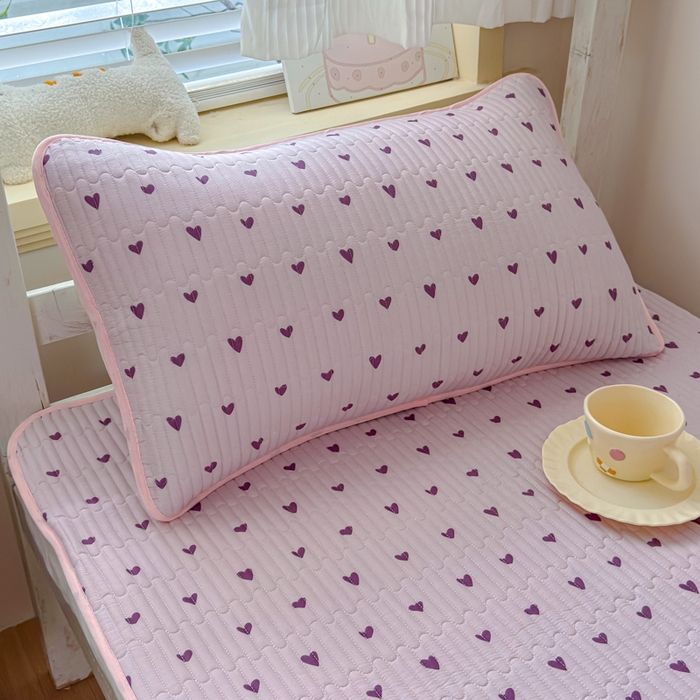 91家纺网 家纺一手货源 找家纺 金丝鸟家纺 2025新款全棉双层纱软床垫床褥床盖 紫色爱心