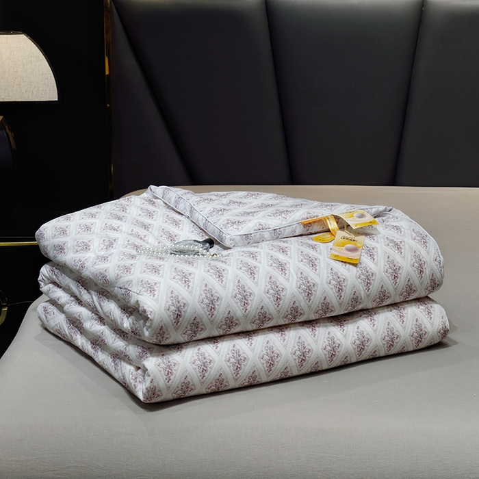 91家纺网 家纺一手货源 找家纺 博尔菲 2025新款小米全棉磨毛大豆被被子被芯 几何花影