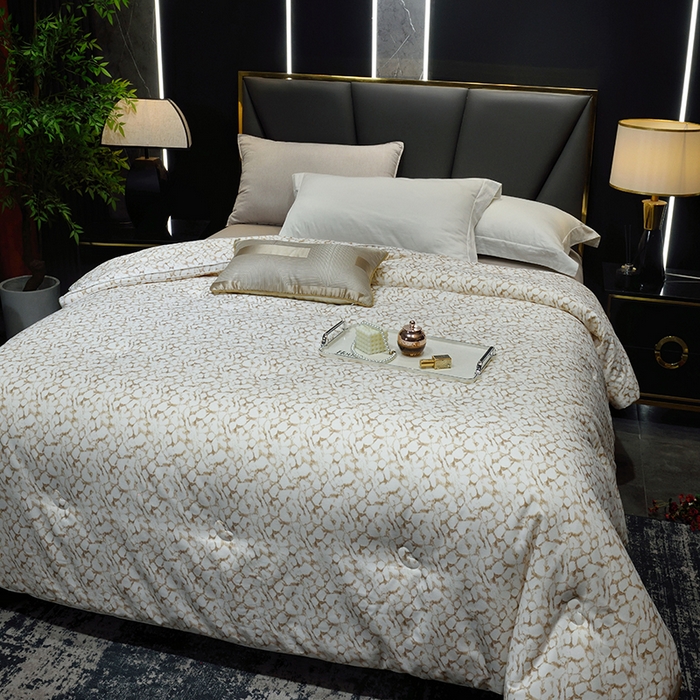 91家纺网 家纺一手货源 找家纺 博尔菲 2025新款小米全棉磨毛大豆被被子被芯 奶豹纹