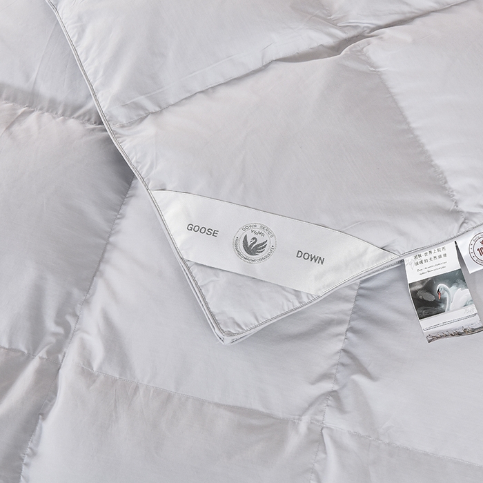 91家纺网 家纺一手货源 找家纺 （总）四川牛皮席 2025秋冬新款95白鹅绒被