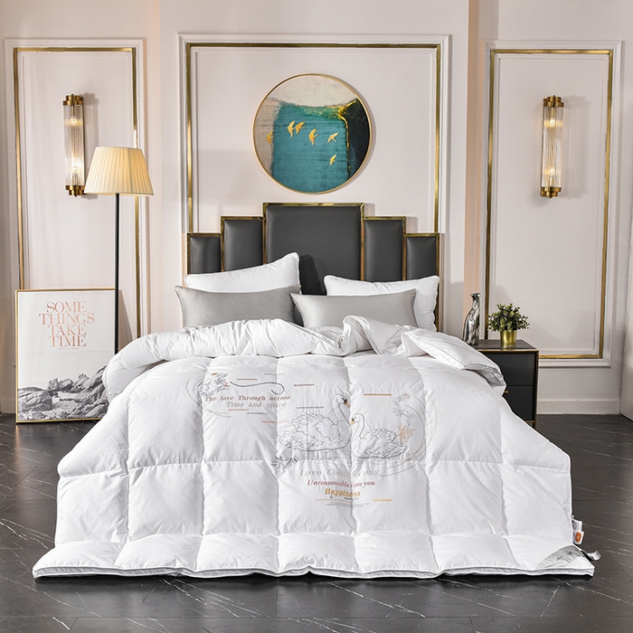 91家纺网 家纺一手货源 找家纺 （总）四川牛皮席 2025秋冬新款95白鹅绒被