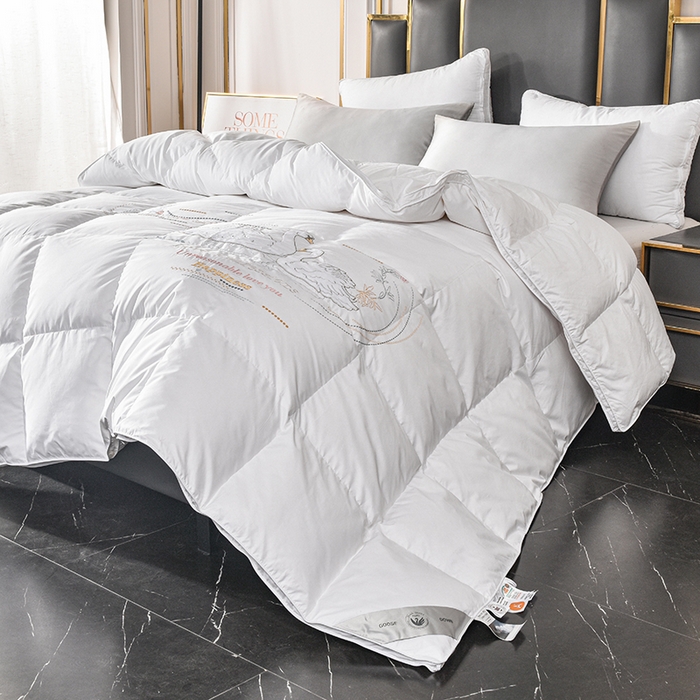 91家纺网 家纺一手货源 找家纺 四川牛皮席 2025秋冬新款95白鹅绒被 白天鹅-纯白