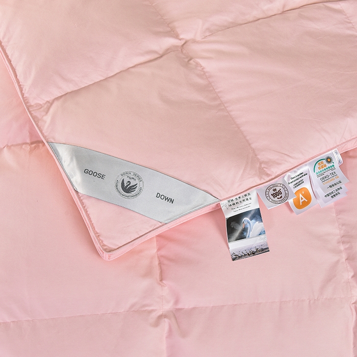 91家纺网 家纺一手货源 找家纺 四川牛皮席 2025秋冬新款95白鹅绒被 白天鹅-粉玉