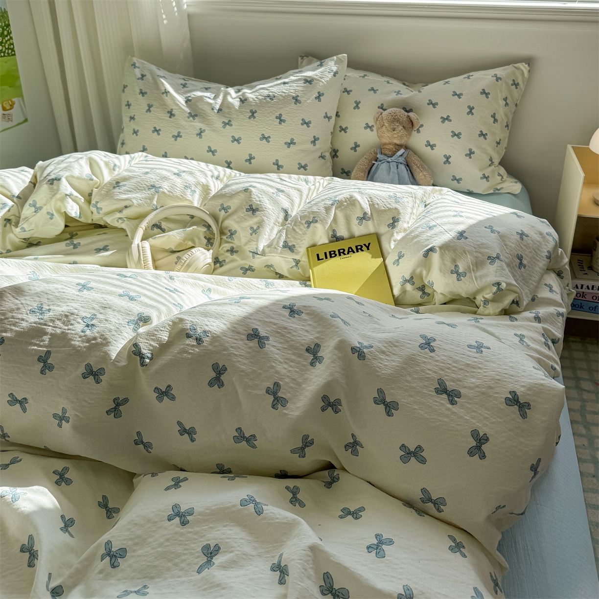 91家纺网 家纺一手货源 找家纺 多品家纺 2025新款超柔云感双层纱四件套 蓝蝶