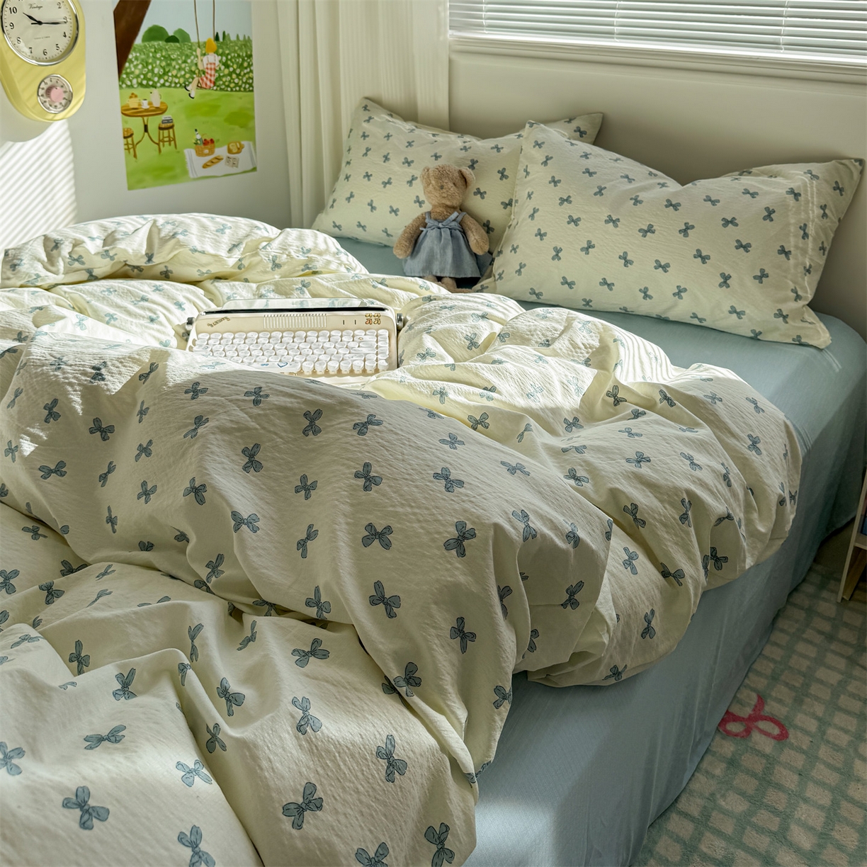 91家纺网 家纺一手货源 找家纺 多品家纺 2025新款超柔云感双层纱四件套 蓝蝶