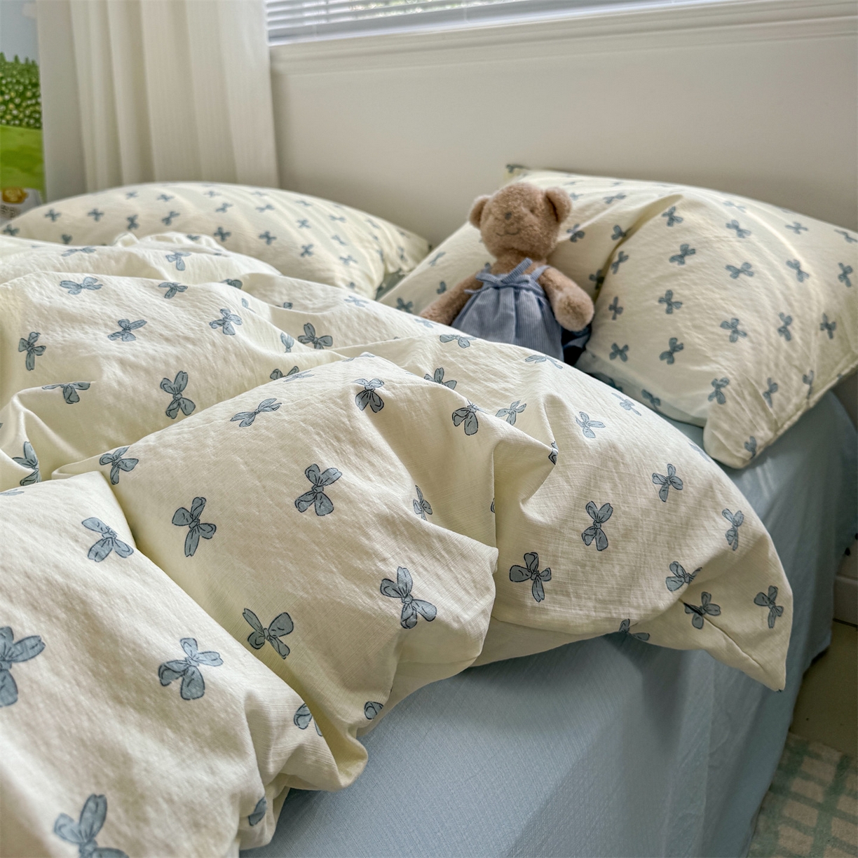 91家纺网 家纺一手货源 找家纺 多品家纺 2025新款超柔云感双层纱四件套 蓝蝶