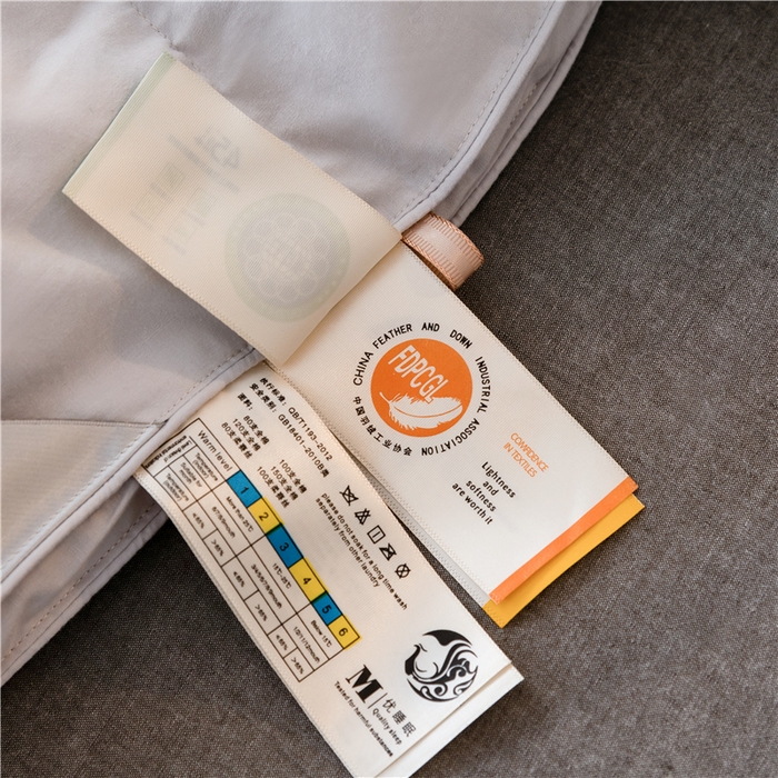 91家纺网 家纺一手货源 找家纺 （总）四川牛皮席 2025新款绣花牡丹95%鹅绒被