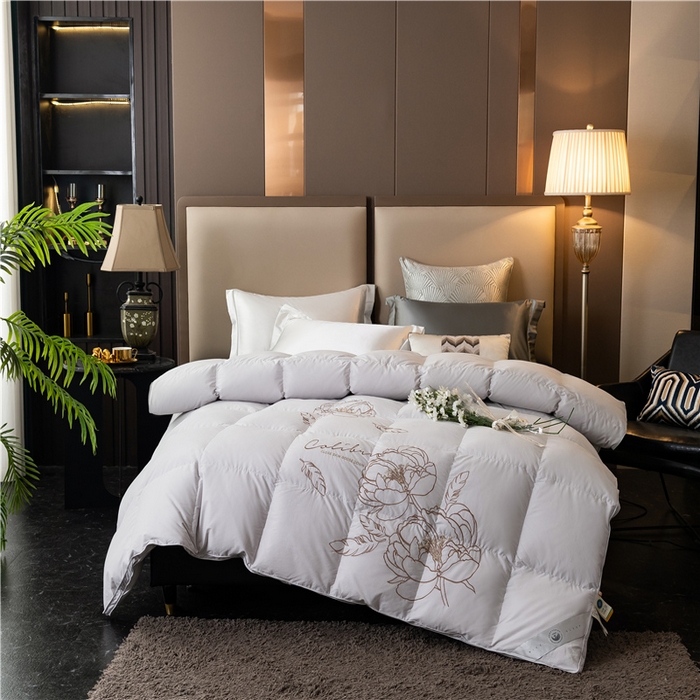 （总）四川牛皮席 2025新款绣花牡丹95%鹅绒被