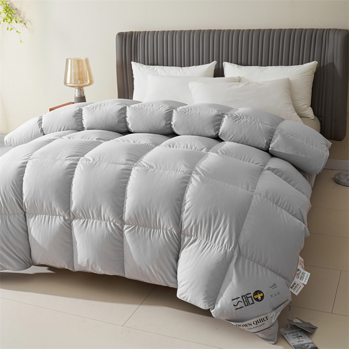 91家纺网 家纺一手货源 找家纺 四川牛皮席 2025新款三防羽绒被鹅绒被 被子被芯 绅士灰