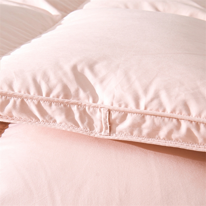 91家纺网 家纺一手货源 找家纺 四川牛皮席 2025新款三防羽绒被鹅绒被 被子被芯 粉玉