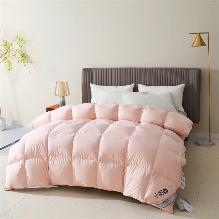 91家纺网 家纺一手货源 找家纺 四川牛皮席 2025新款三防羽绒被鹅绒被 被子被芯 粉玉