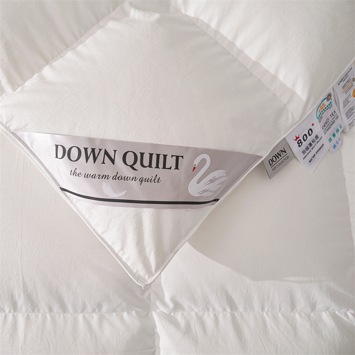 91家纺网 家纺一手货源 找家纺 四川牛皮席 2025新款德芙柔羽绒被 被子被芯 珍珠白