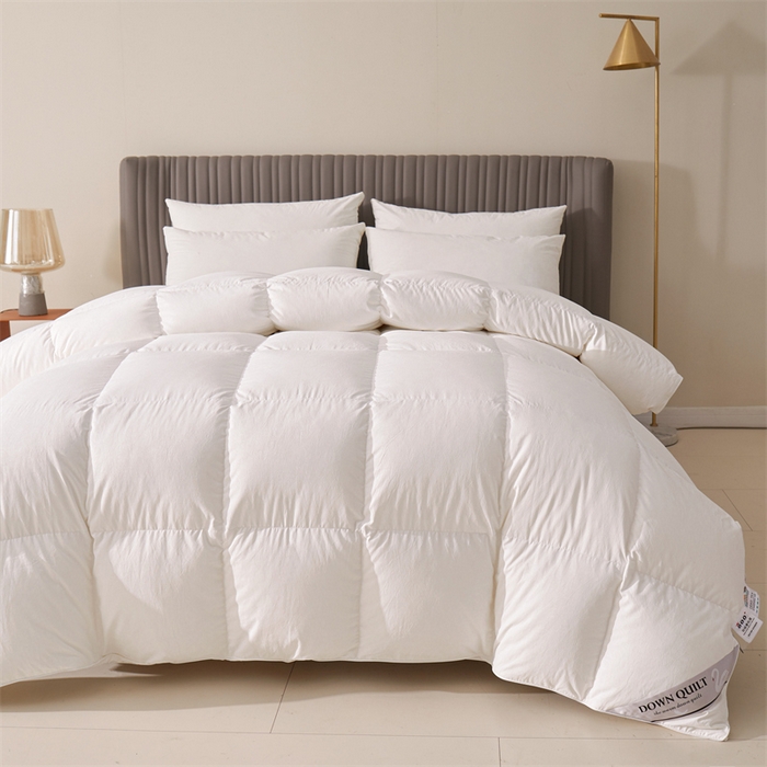 91家纺网 家纺一手货源 找家纺 四川牛皮席 2025新款德芙柔羽绒被 被子被芯 珍珠白