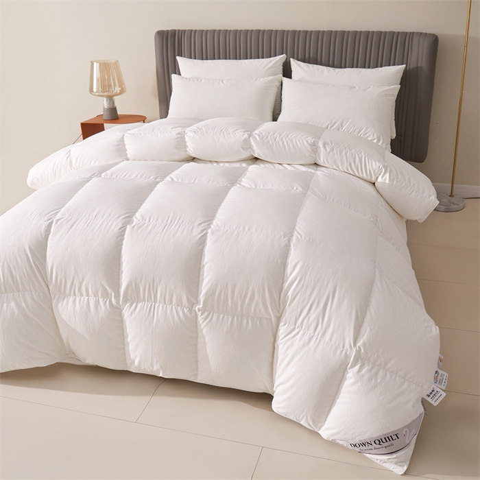 91家纺网 家纺一手货源 找家纺 四川牛皮席 2025新款德芙柔羽绒被 被子被芯 珍珠白