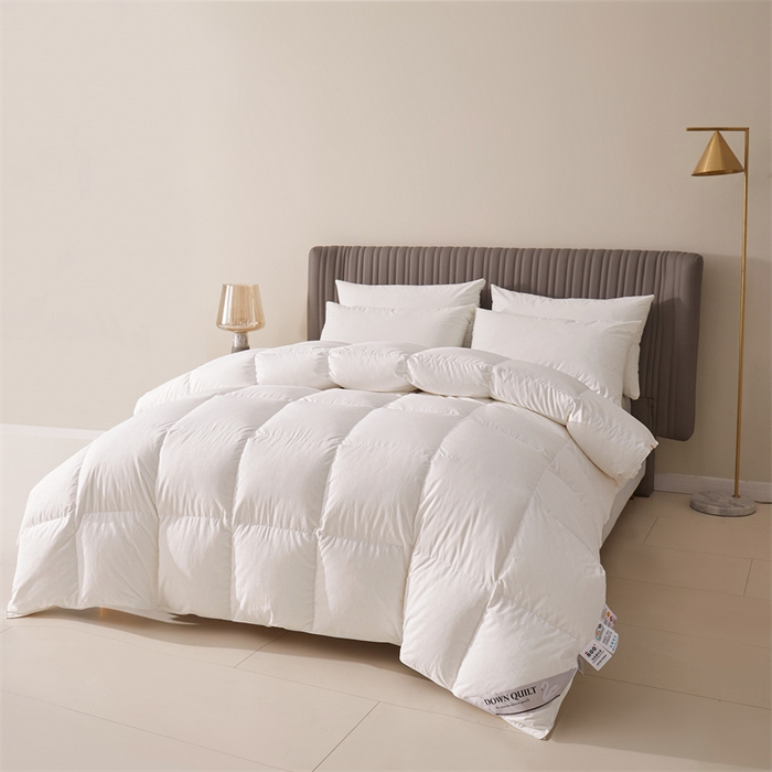 91家纺网 家纺一手货源 找家纺 四川牛皮席 2025新款德芙柔羽绒被 被子被芯 珍珠白