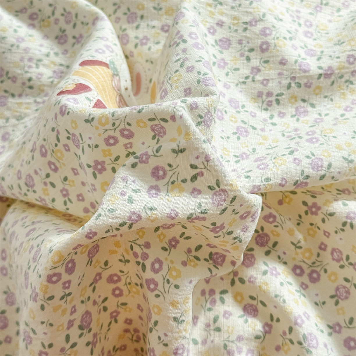 91家纺网 家纺一手货源 找家纺 多品家纺 2025新款超柔云感双层纱四件套 泡芙兔兔