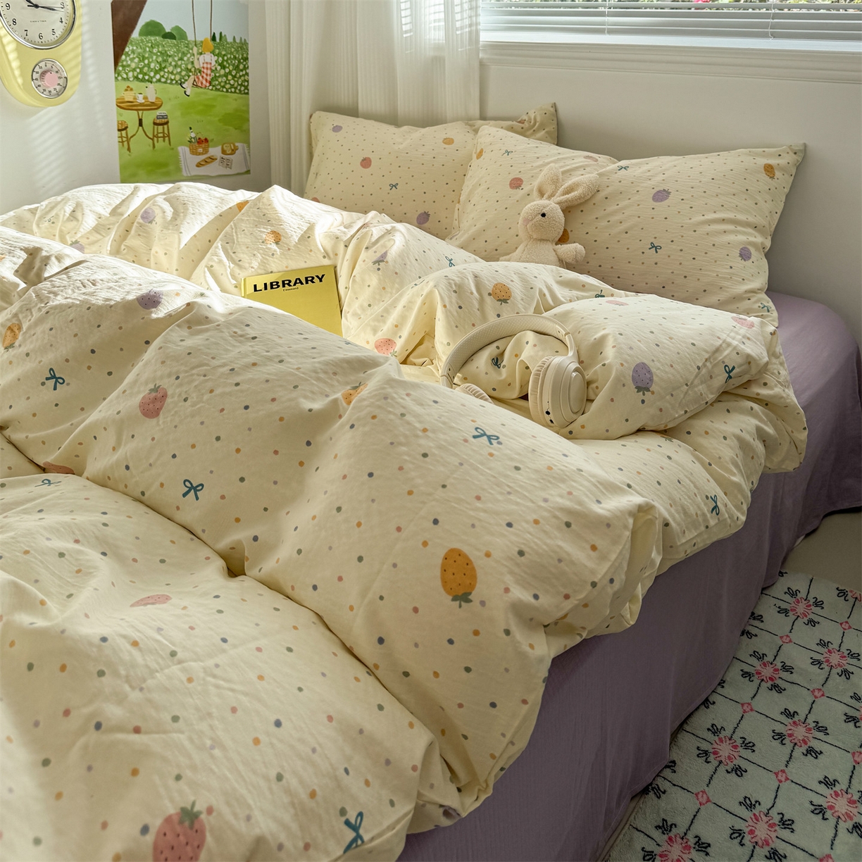 91家纺网 家纺一手货源 找家纺 多品家纺 2025新款超柔云感双层纱四件套 五彩草莓