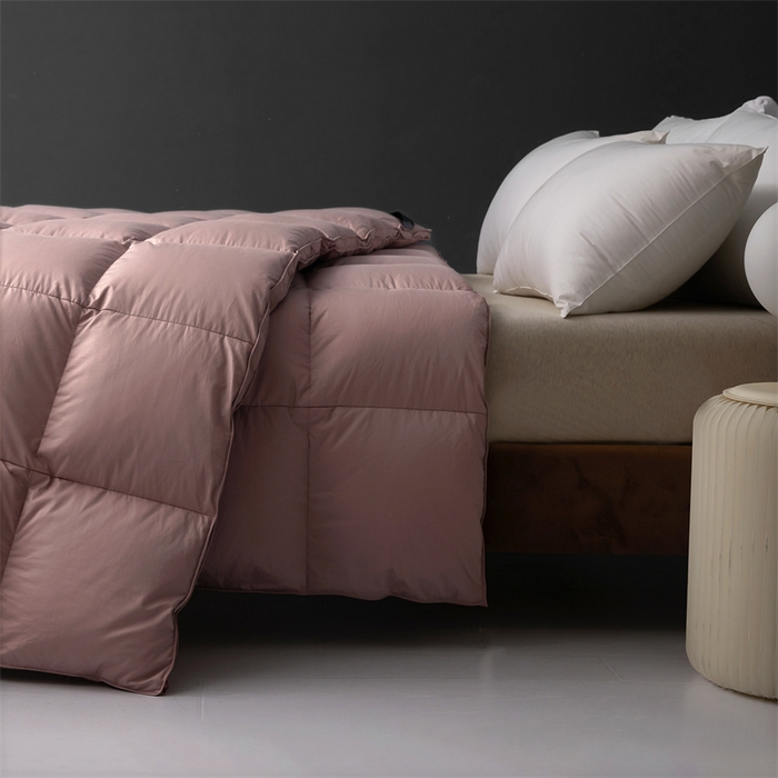 91家纺网 家纺一手货源 找家纺 四川牛皮席 2025新款180支全棉纯棉羽绒被 被子被芯 米兰-豆沙
