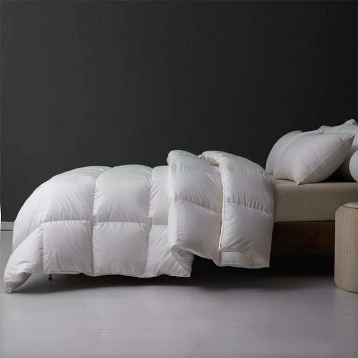 91家纺网 家纺一手货源 找家纺 四川牛皮席 2025新款180支全棉纯棉羽绒被 被子被芯 米兰-白色