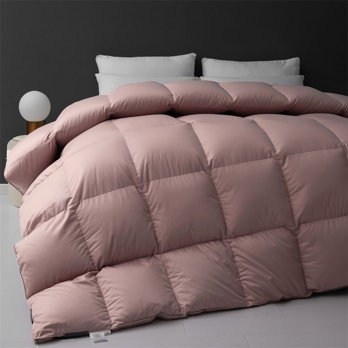 91家纺网 家纺一手货源 找家纺 四川牛皮席 2025新款180支全棉纯棉羽绒被 被子被芯 米兰-豆沙