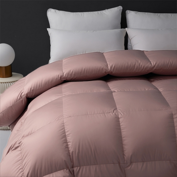 91家纺网 家纺一手货源 找家纺 四川牛皮席 2025新款180支全棉纯棉羽绒被 被子被芯 米兰-豆沙