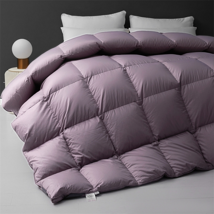 91家纺网 家纺一手货源 找家纺 四川牛皮席 2025新款180支全棉纯棉羽绒被 被子被芯 米兰-紫色