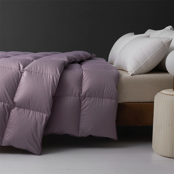 91家纺网 家纺一手货源 找家纺 四川牛皮席 2025新款180支全棉纯棉羽绒被 被子被芯 米兰-紫色