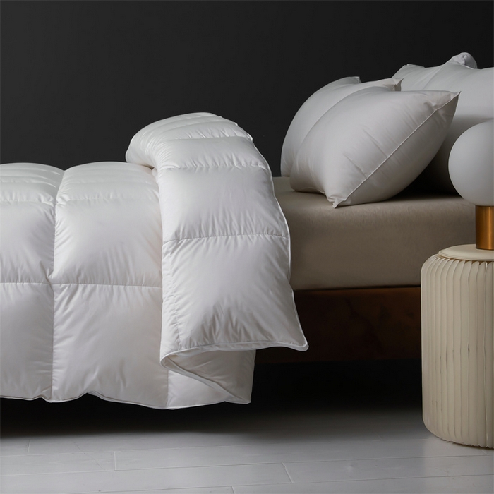 91家纺网 家纺一手货源 找家纺 四川牛皮席 2025新款180支全棉纯棉羽绒被 被子被芯 米兰-白色