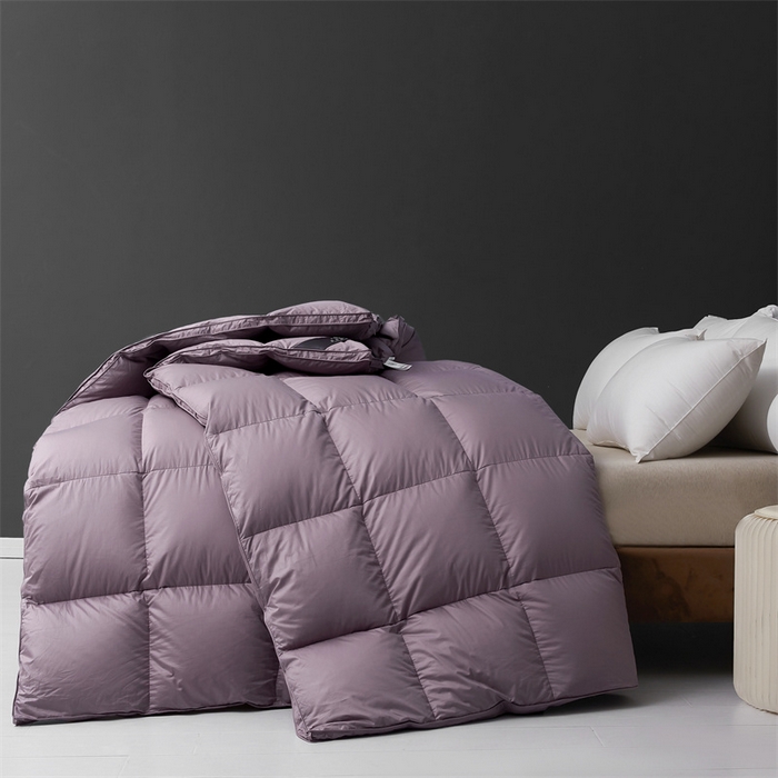 91家纺网 家纺一手货源 找家纺 四川牛皮席 2025新款180支全棉纯棉羽绒被 被子被芯 米兰-紫色