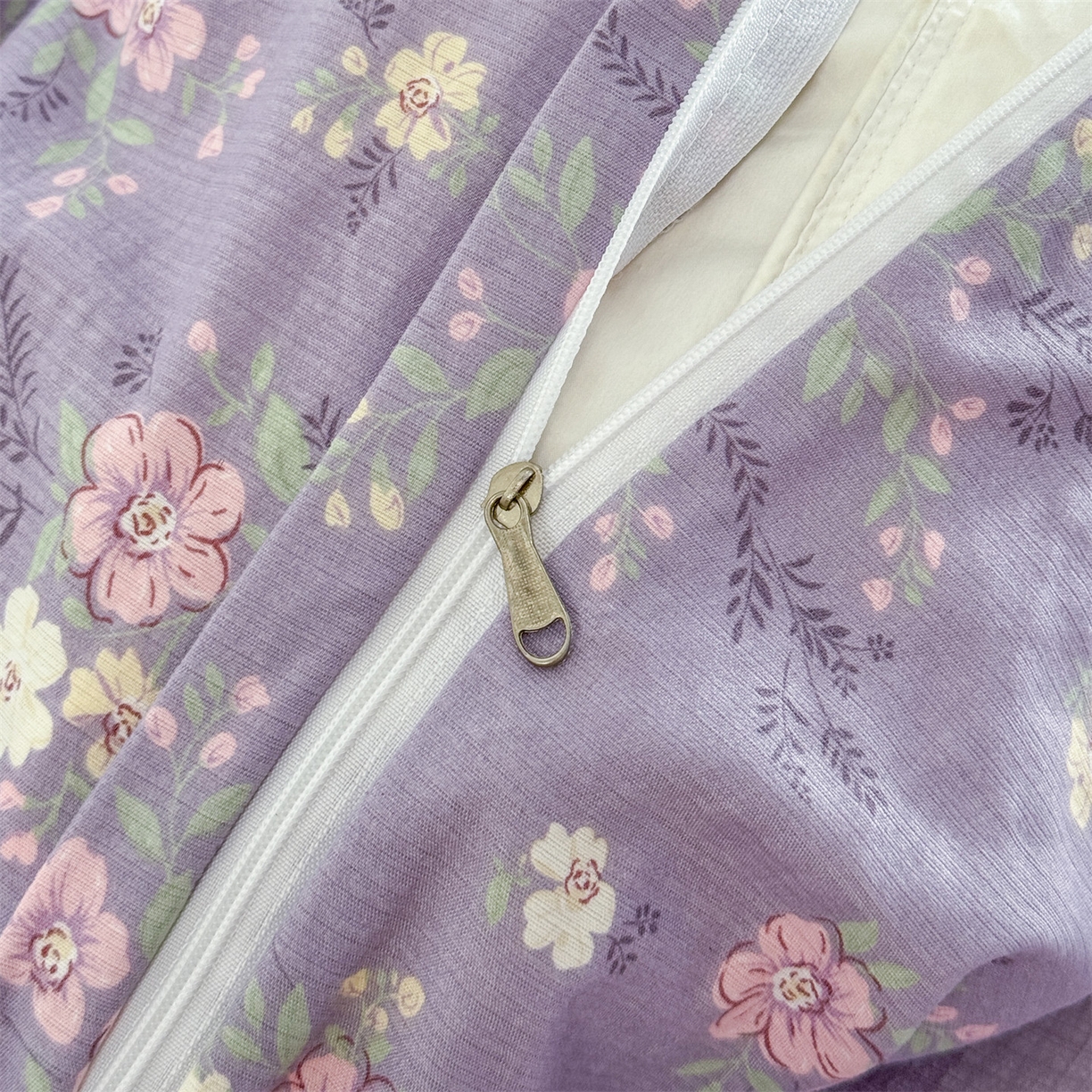 91家纺网 家纺一手货源 找家纺 多品家纺 2025新款超柔云感双层纱四件套 紫烟