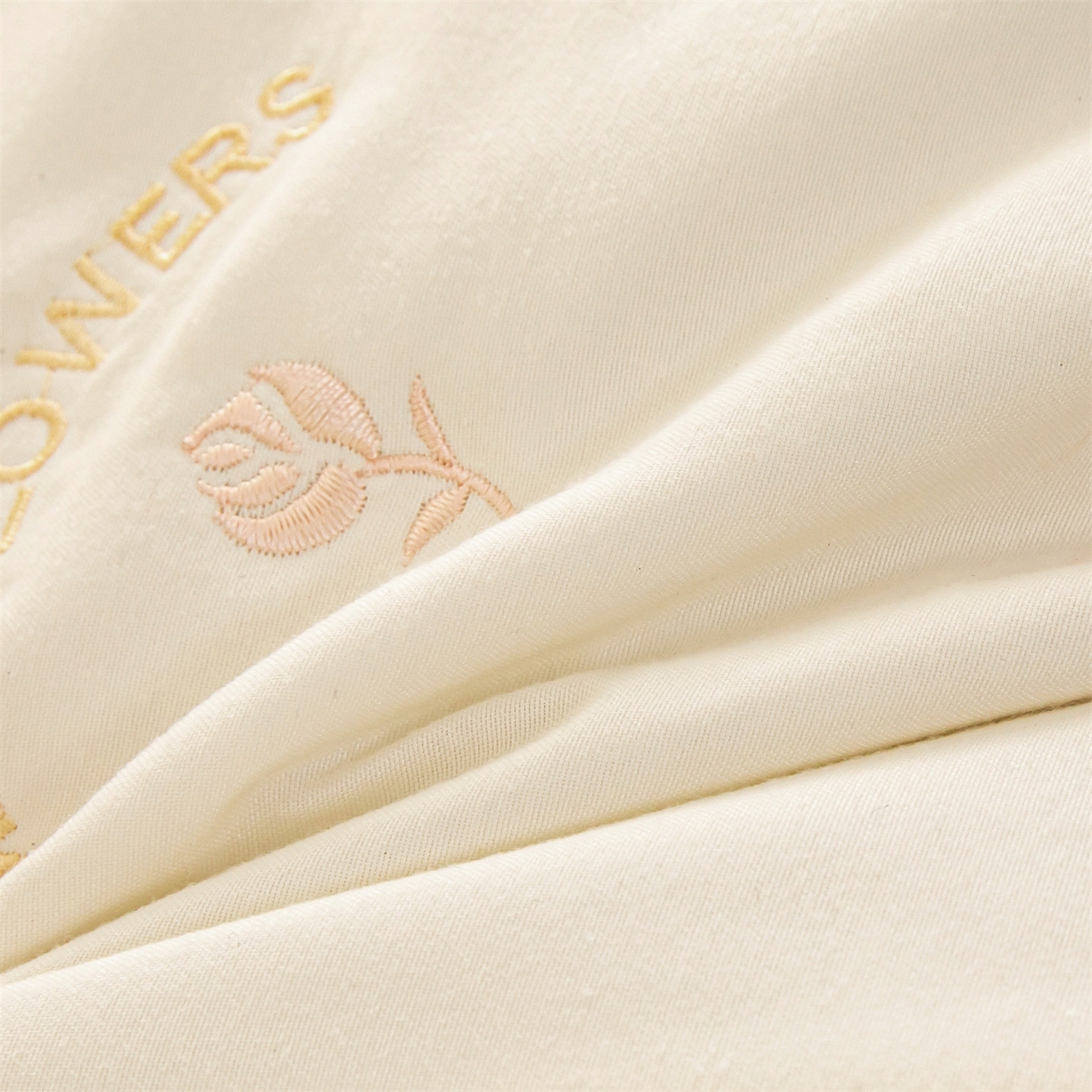 91家纺网 家纺一手货源 找家纺 （总）麦肯锡2025新款绣花羽丝绒枕枕头枕芯