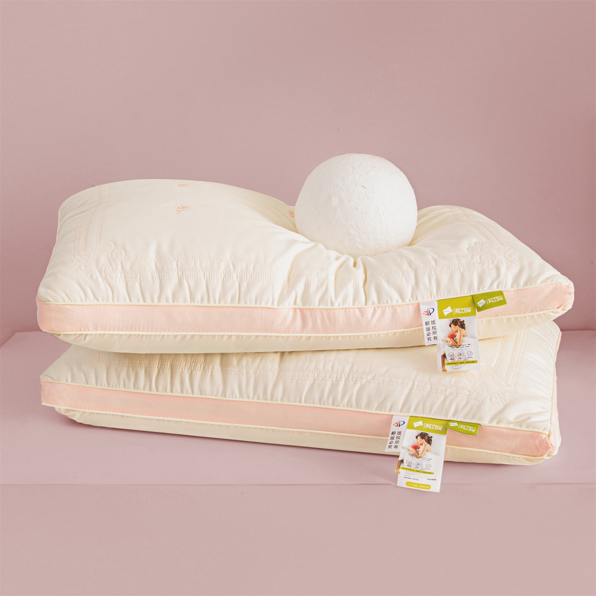 91家纺网 家纺一手货源 找家纺 （总）麦肯锡2025新款绣花羽丝绒枕枕头枕芯