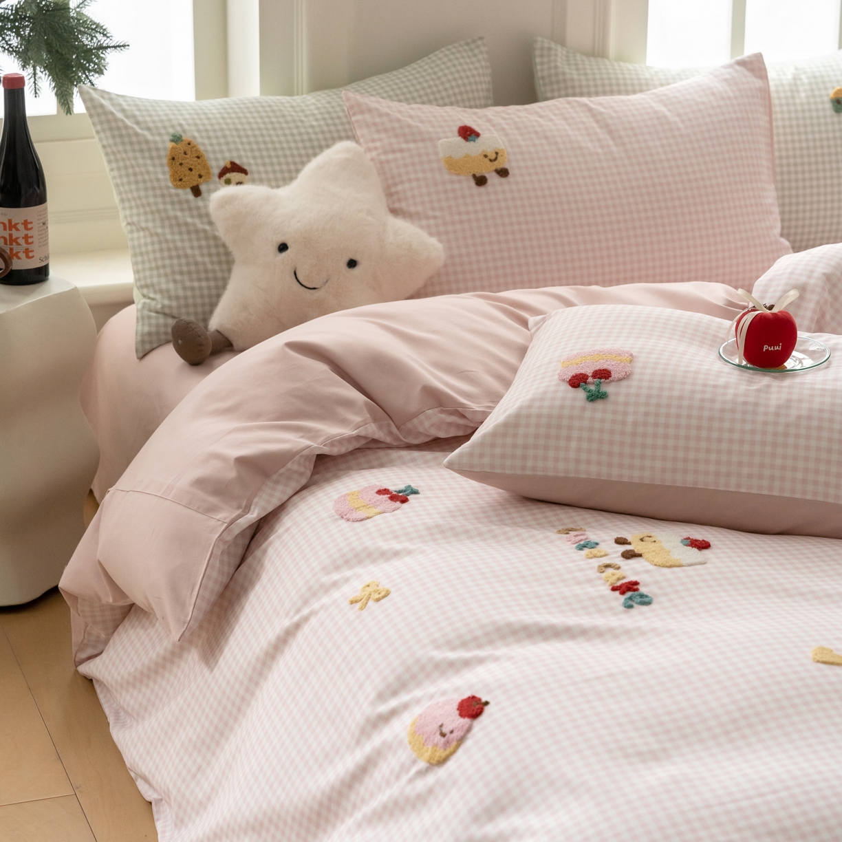 91家纺网 家纺一手货源 找家纺 （总）FORTWO家纺原创设计（FOR TWO家纺） 2025新款50磨毛格子可爱卡通毛巾绣四件套