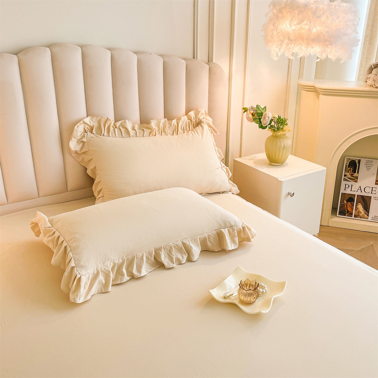 91家纺网 家纺一手货源 找家纺 好儿喜家纺 2025新款A类水洗棉花边床裙蕾丝床罩三件套-如漫 如漫-香槟