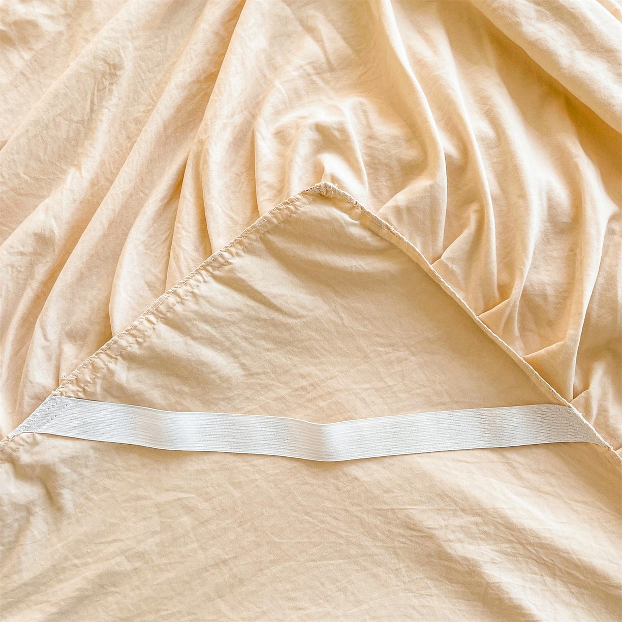 91家纺网 家纺一手货源 找家纺 好儿喜家纺 2025新款A类水洗棉花边床裙蕾丝床罩三件套-如漫 如漫-香槟