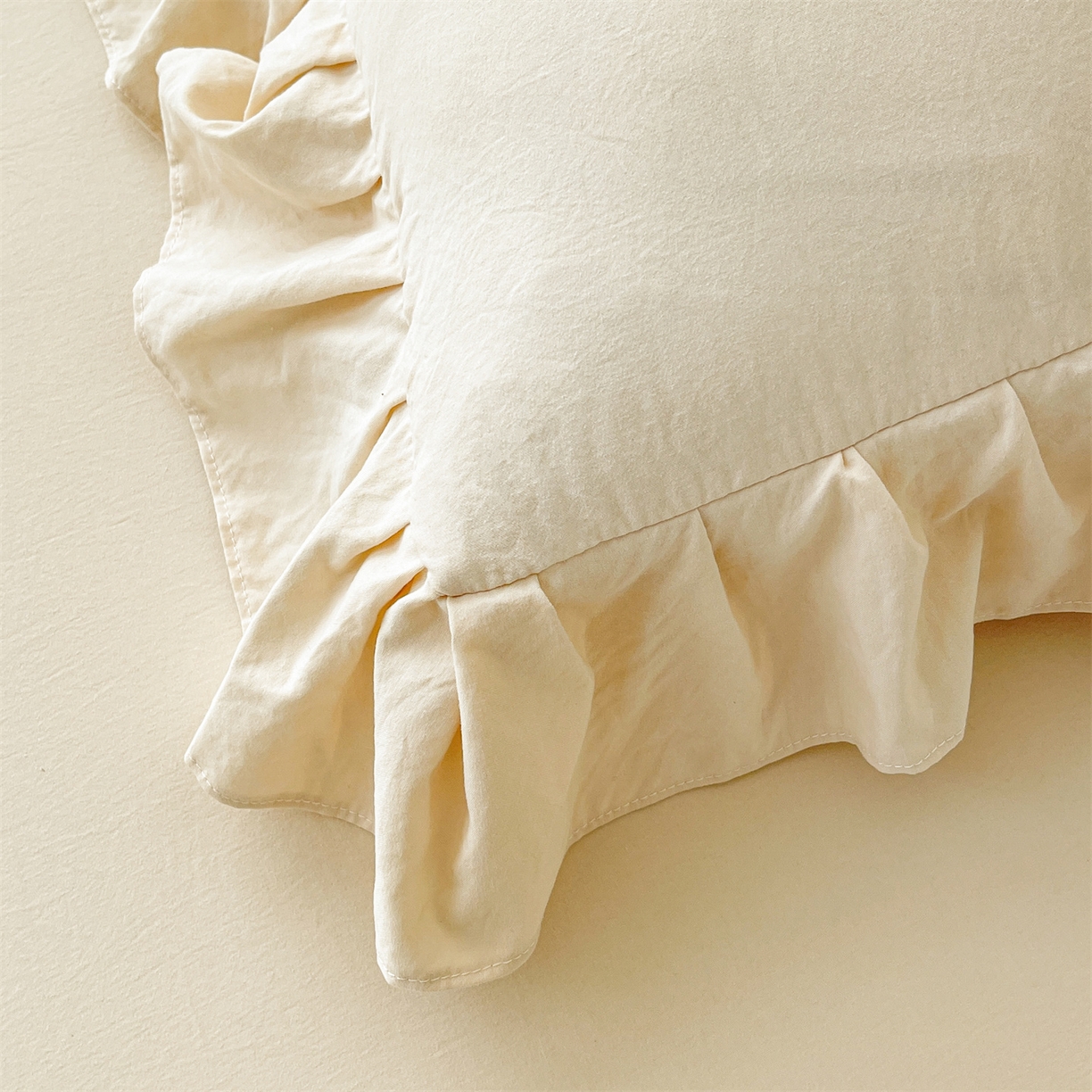 91家纺网 家纺一手货源 找家纺 好儿喜家纺 2025新款A类水洗棉花边床裙蕾丝床罩三件套-梦之香 梦之香-香槟