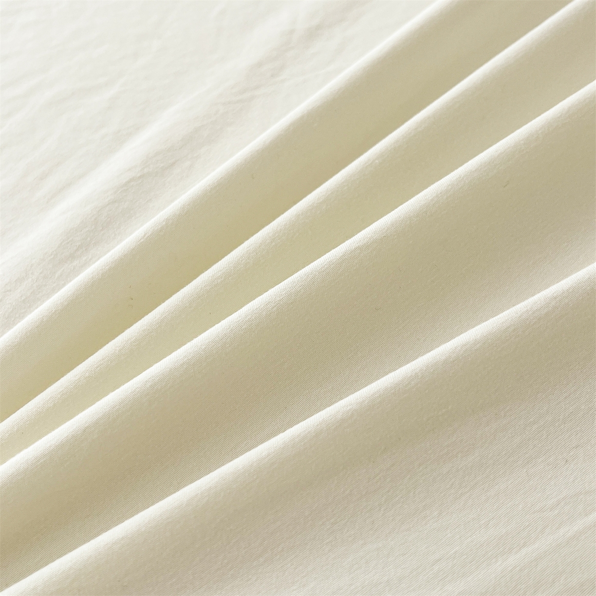 91家纺网 家纺一手货源 找家纺 好儿喜家纺 2025新款A类水洗棉花边床裙蕾丝床罩三件套-梦之香 梦之香-奶白