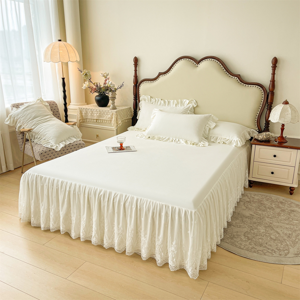 91家纺网 家纺一手货源 找家纺 （总）好儿喜家纺 2025新款A类水洗棉花边床裙蕾丝床罩三件套-梦之香