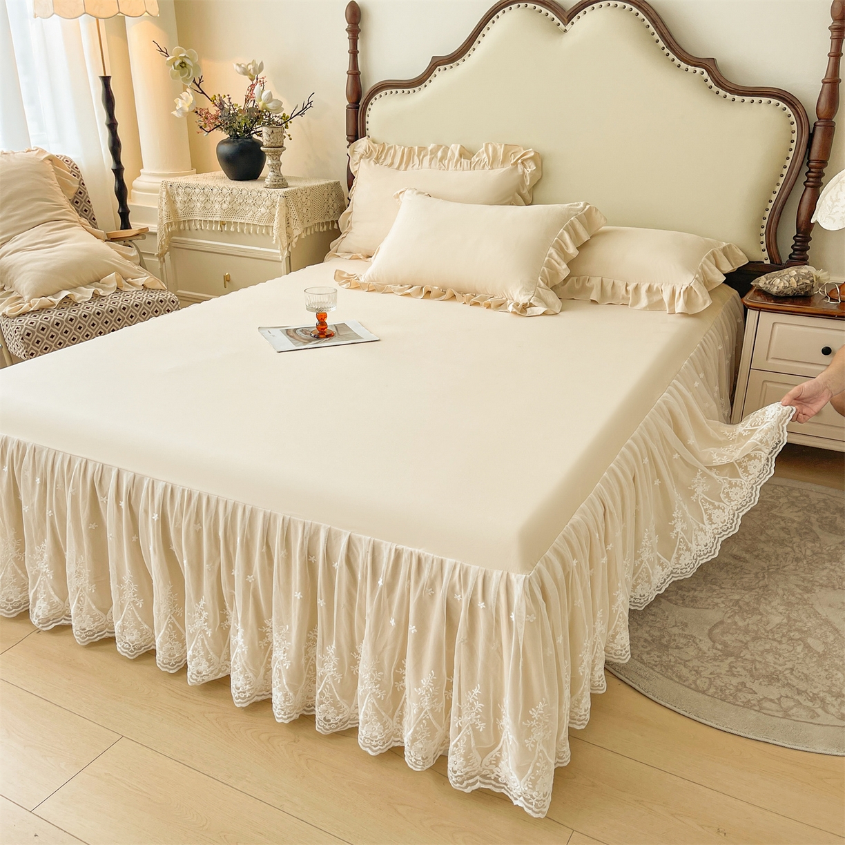 91家纺网 家纺一手货源 找家纺 好儿喜家纺 2025新款A类水洗棉花边床裙蕾丝床罩三件套-梦之香 梦之香-香槟