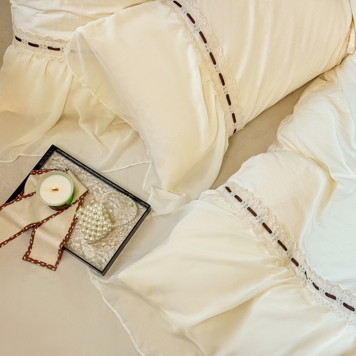 91家纺网 家纺一手货源 找家纺 庭笙 2025新款法式少女全棉镂空花边仙女梦幻纱蕾丝边四件套-清甜少女 清甜少女-米白