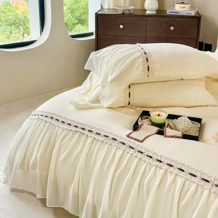 91家纺网 家纺一手货源 找家纺 庭笙 2025新款法式少女全棉镂空花边仙女梦幻纱蕾丝边四件套-清甜少女 清甜少女-米白