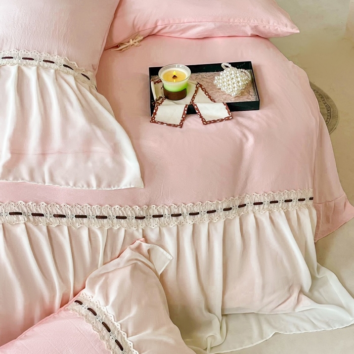 91家纺网 家纺一手货源 找家纺 庭笙 2025新款法式少女全棉镂空花边仙女梦幻纱蕾丝边四件套-清甜少女 清甜少女-浅粉