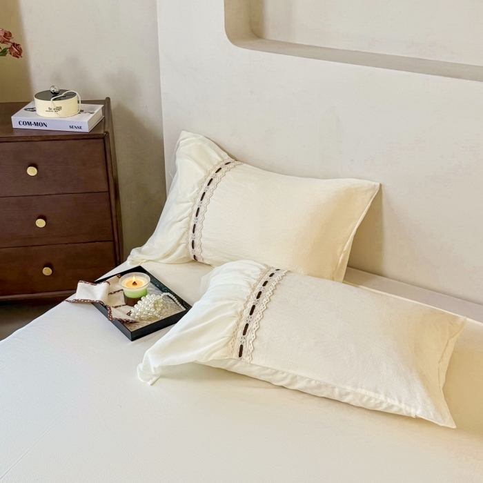 91家纺网 家纺一手货源 找家纺 庭笙 2025新款法式少女全棉镂空花边仙女梦幻纱蕾丝边四件套-清甜少女 清甜少女-米白